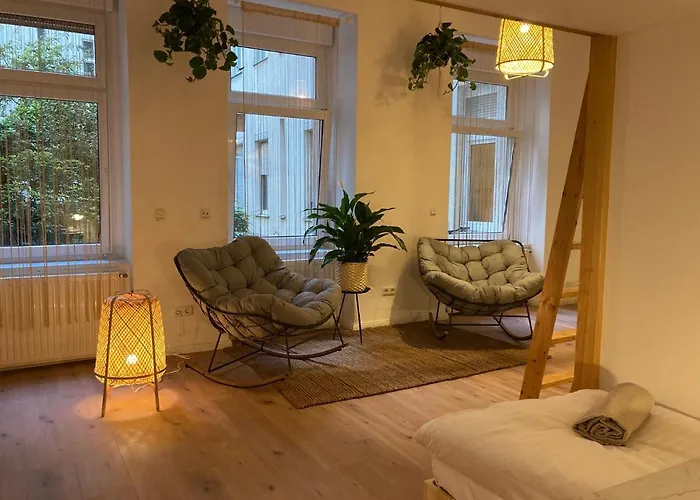 Minimal No.43 Hostal *